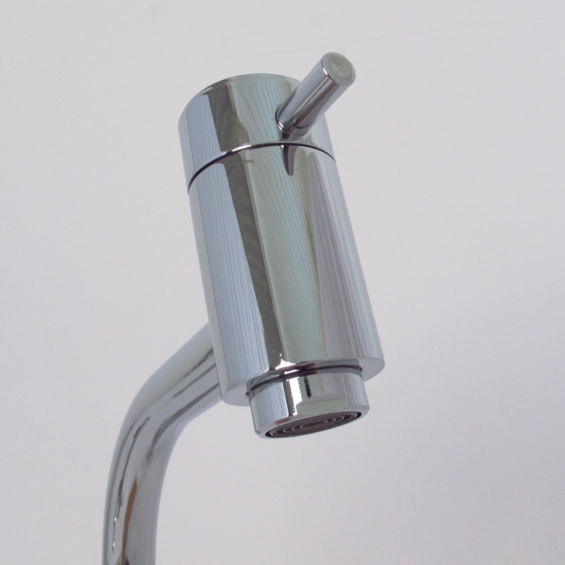 single kitchen faucet