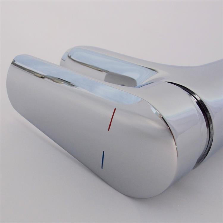 single handle water mixer