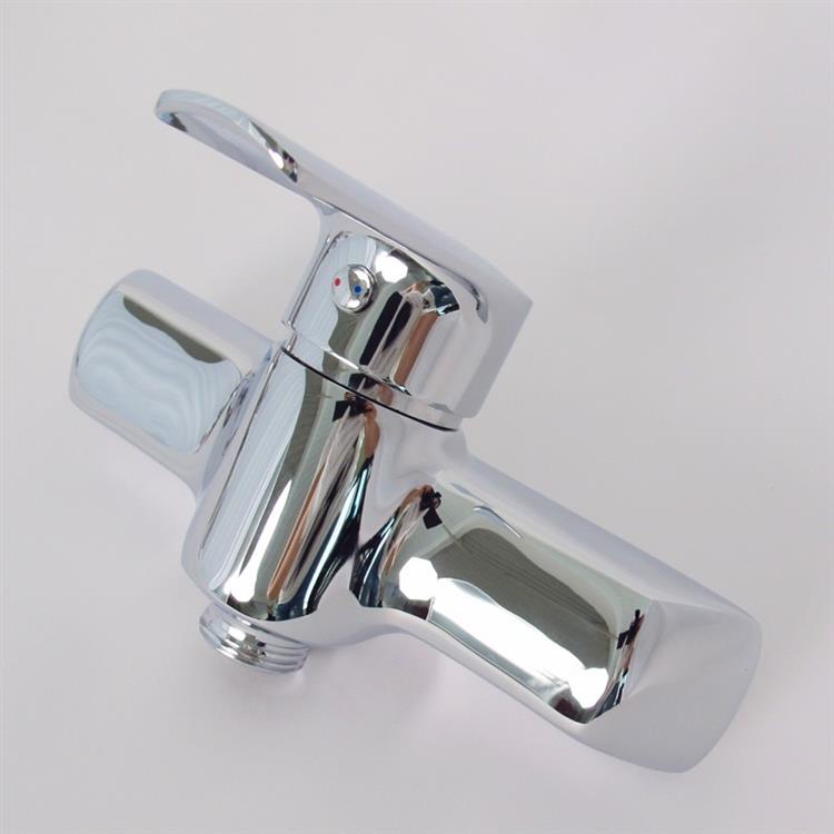 wall kitchen faucet