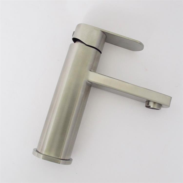 short basin faucet SUS304