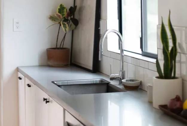 Kitchen Sink & Faucet Ideas & Inspiration